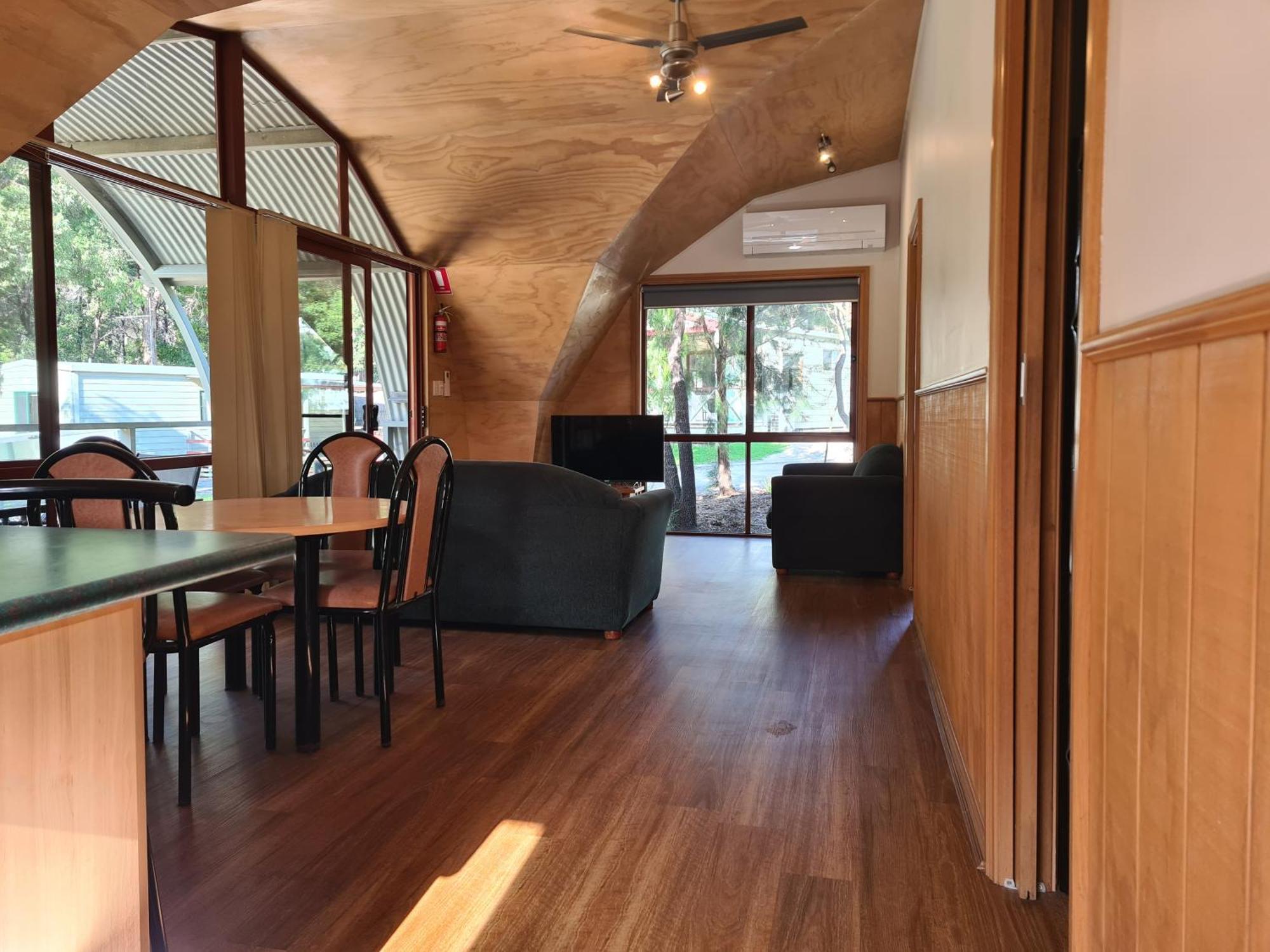 Mallacoota'S Shady Gully Caravan Park מראה חיצוני תמונה
